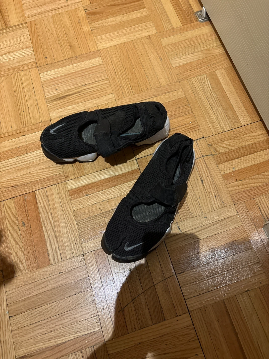 Nike Black Split-Toe Running Shoes