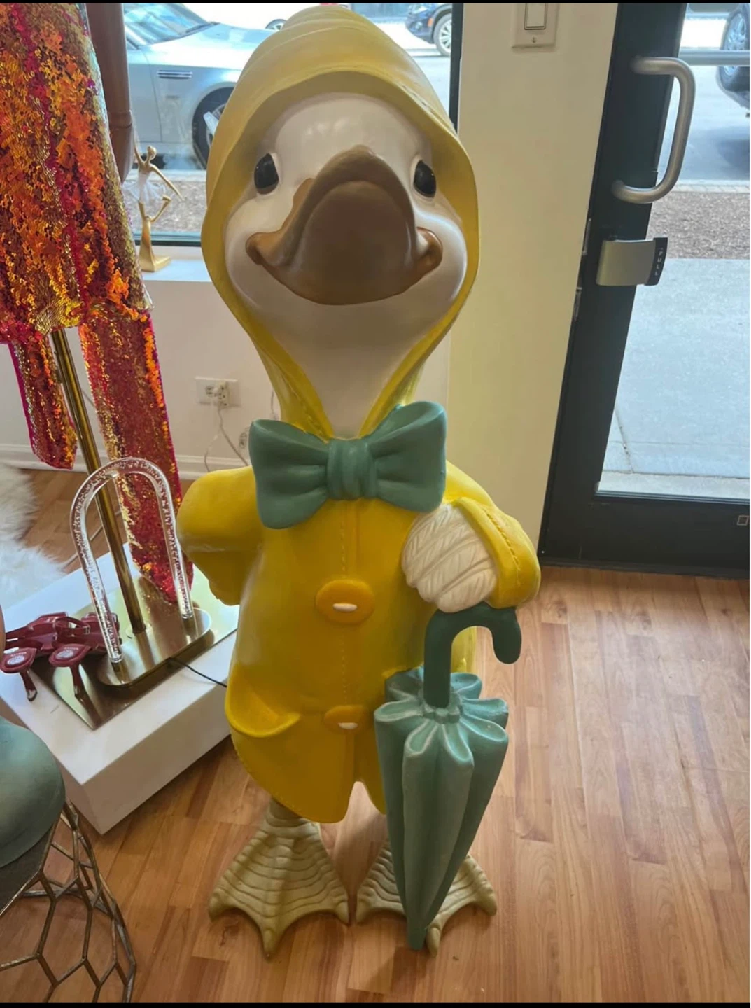 Cute Yellow Duck Statue with Umbrella - photo 2