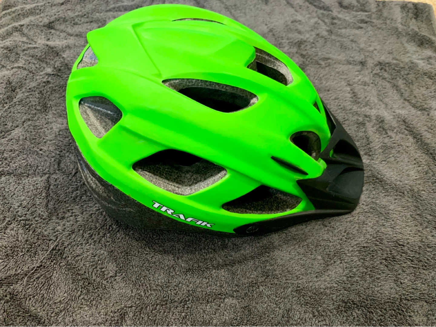 TRAFIK Bike Helmet - Bright Green - photo 2