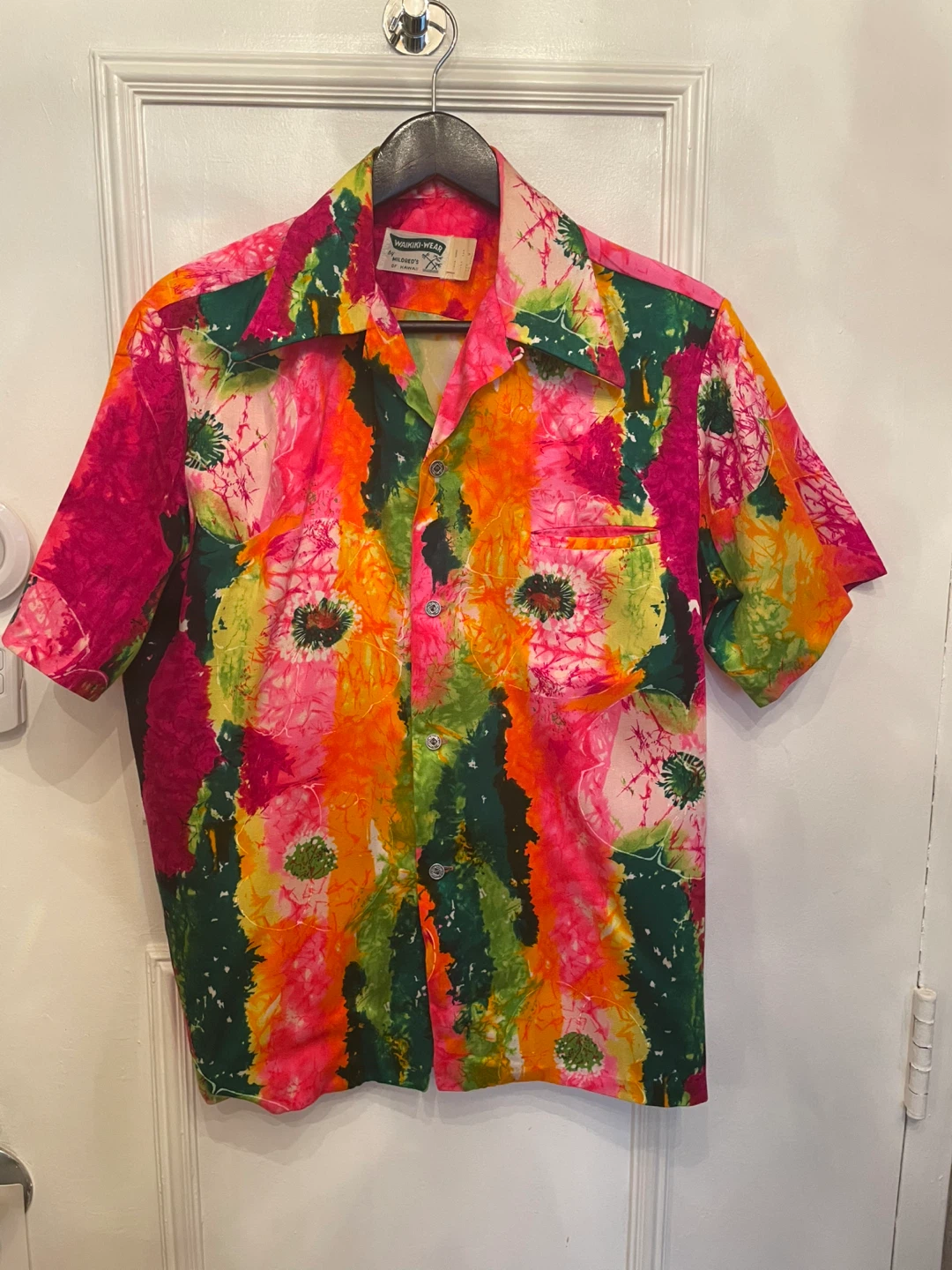 Waikiki-Wear by Mildred's of Hawaii Shirt - Size M