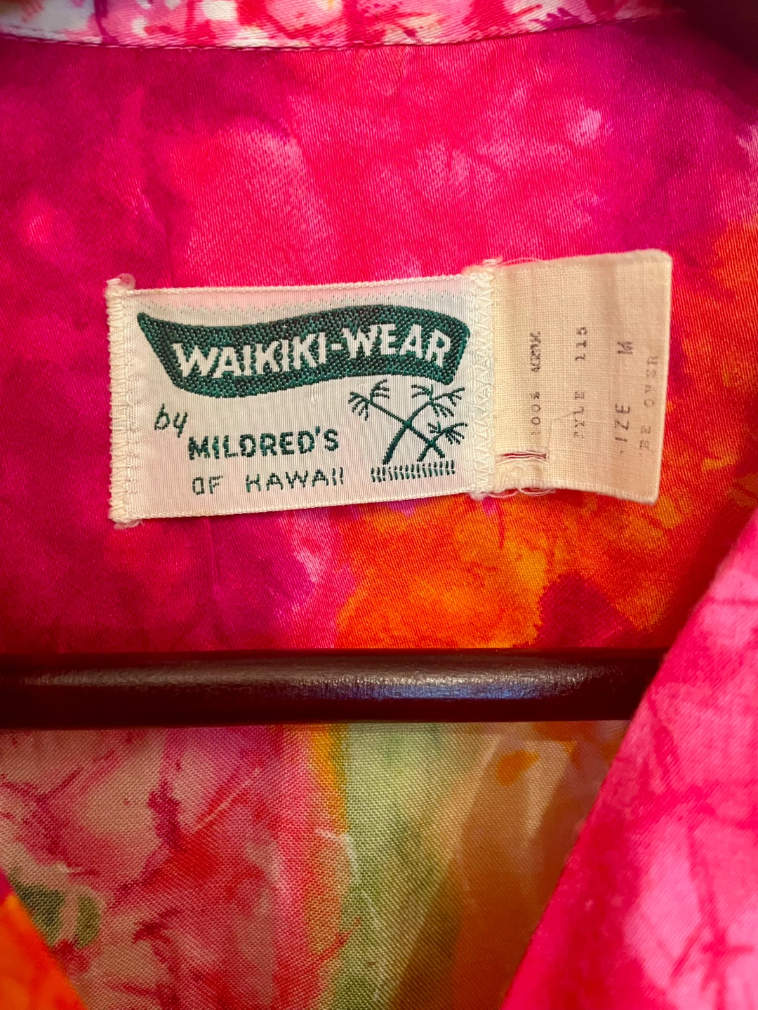 Waikiki-Wear by Mildred's of Hawaii Shirt - Size M - photo 3