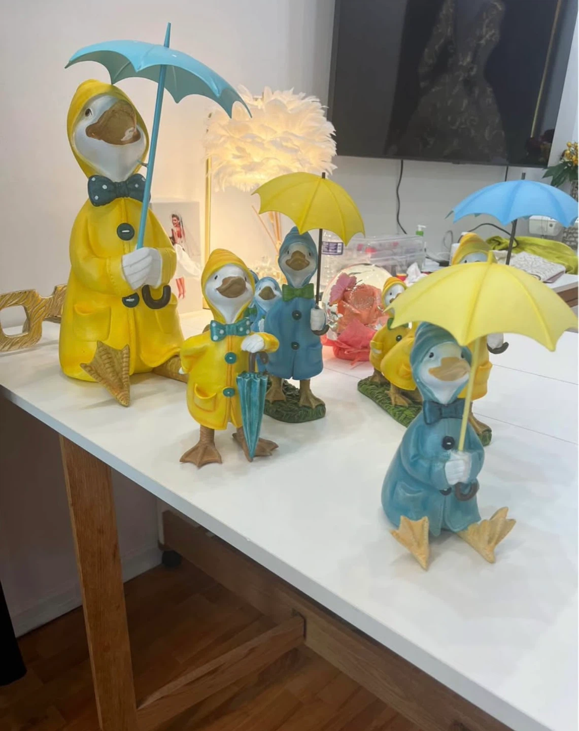 Cute Duck Figurines with Umbrellas (Set of 5)
