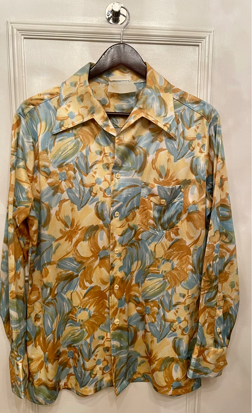 Vintage Floral Button-Up Shirt