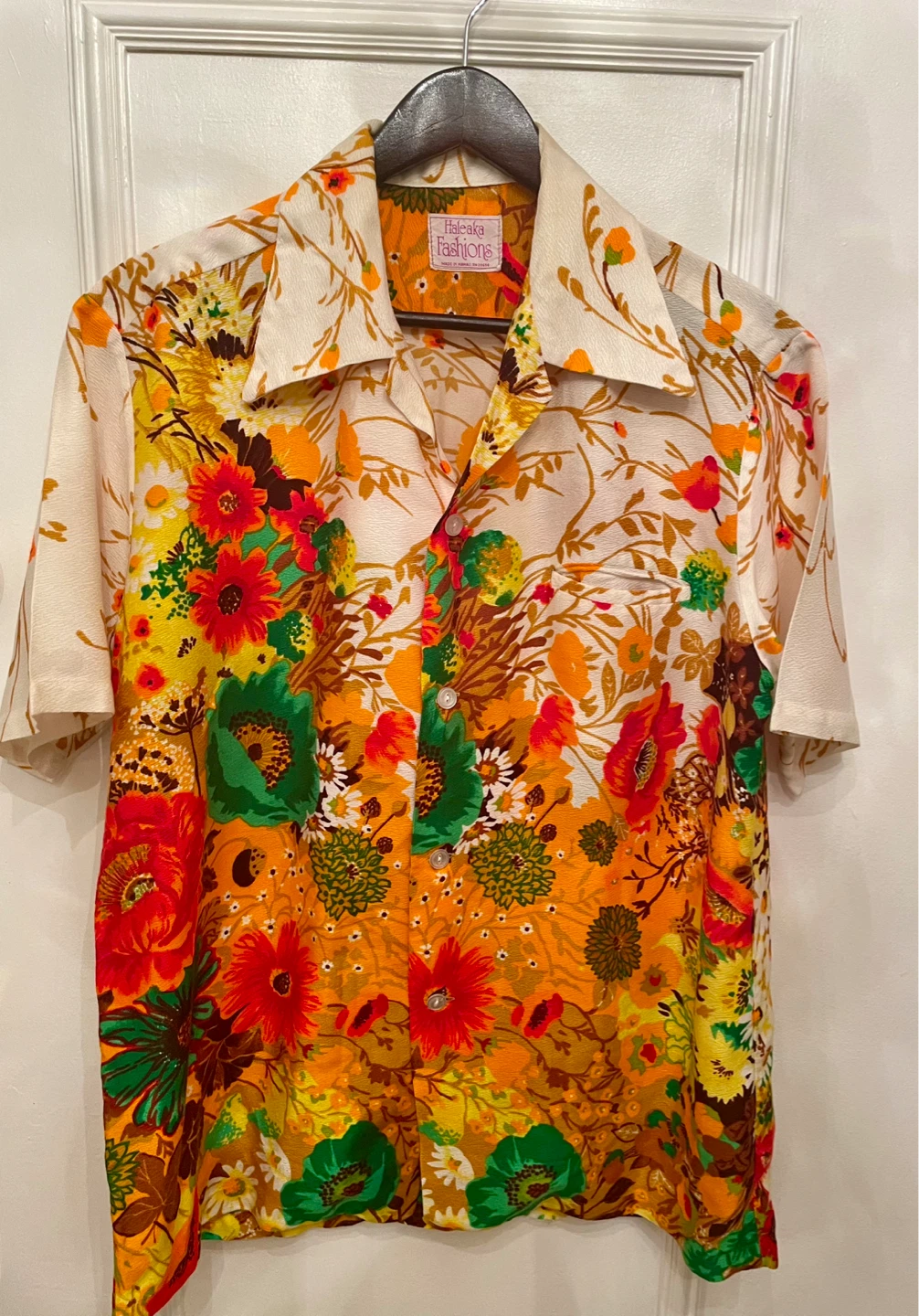 Hawaiiana Fashions Short Sleeve Button Up Shirt