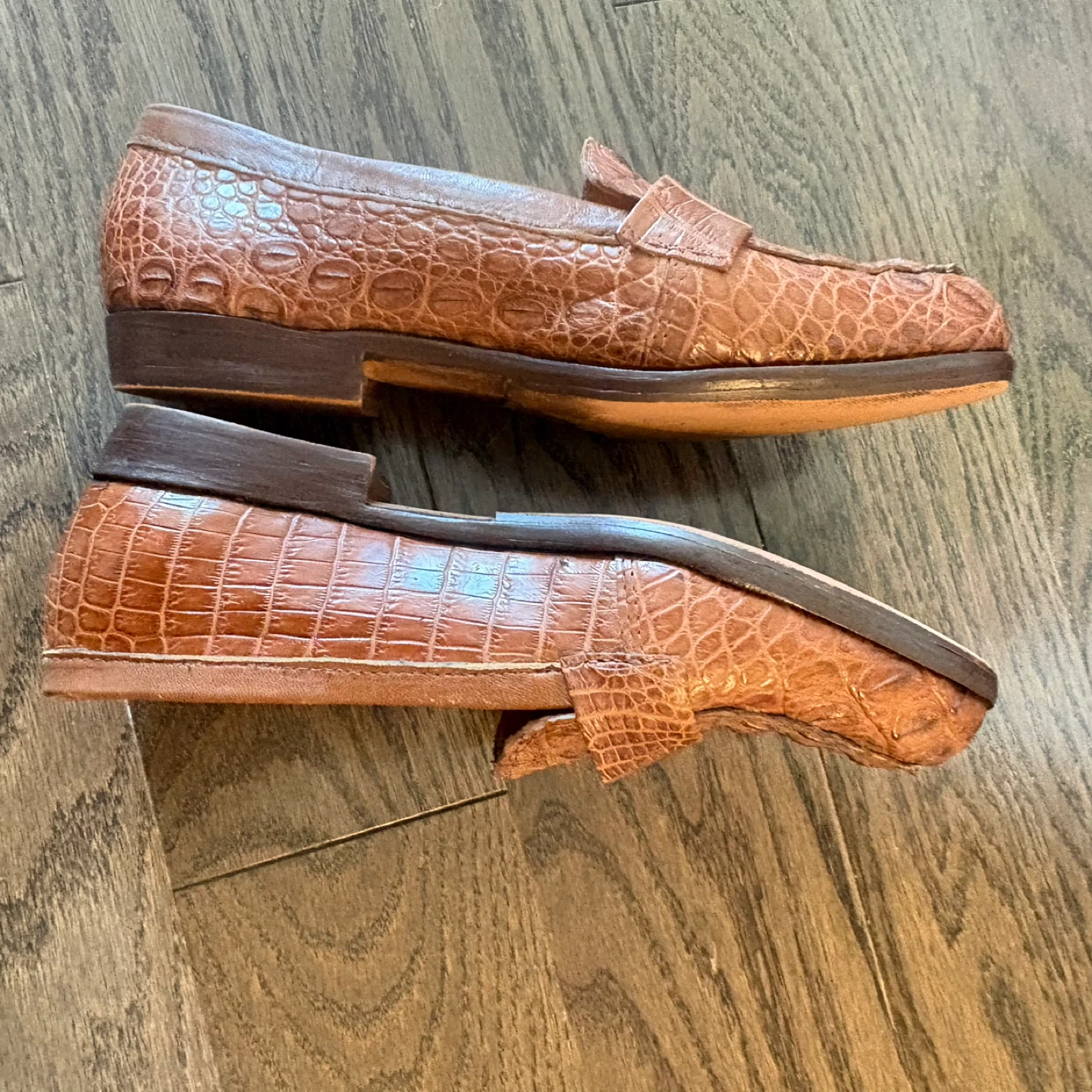 NWOT Brown Croc Loafers - photo 3