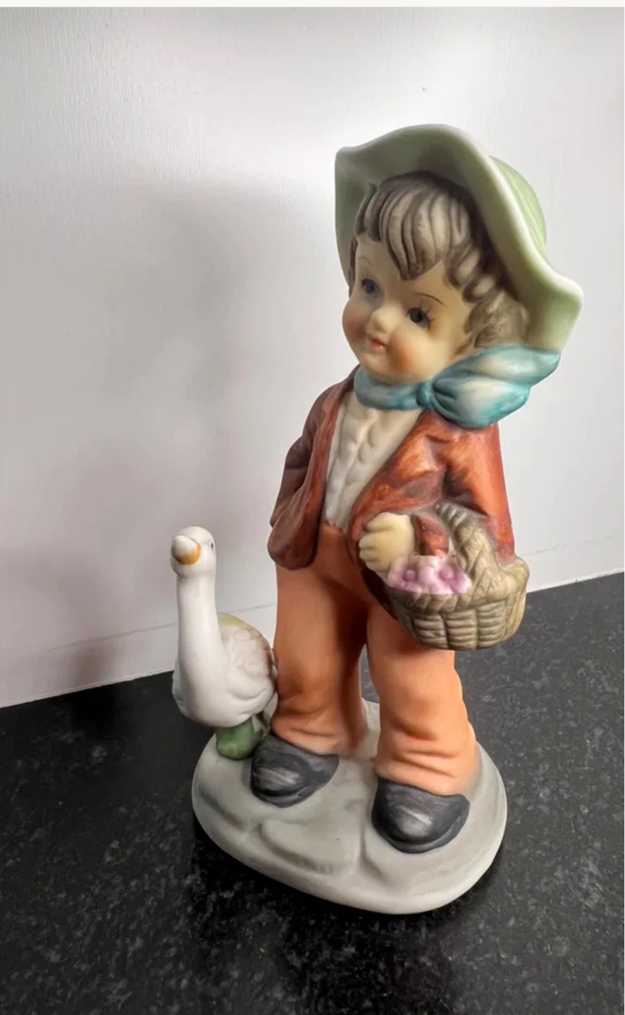 Vintage Ceramic Figurine: Boy with Goose - photo 2