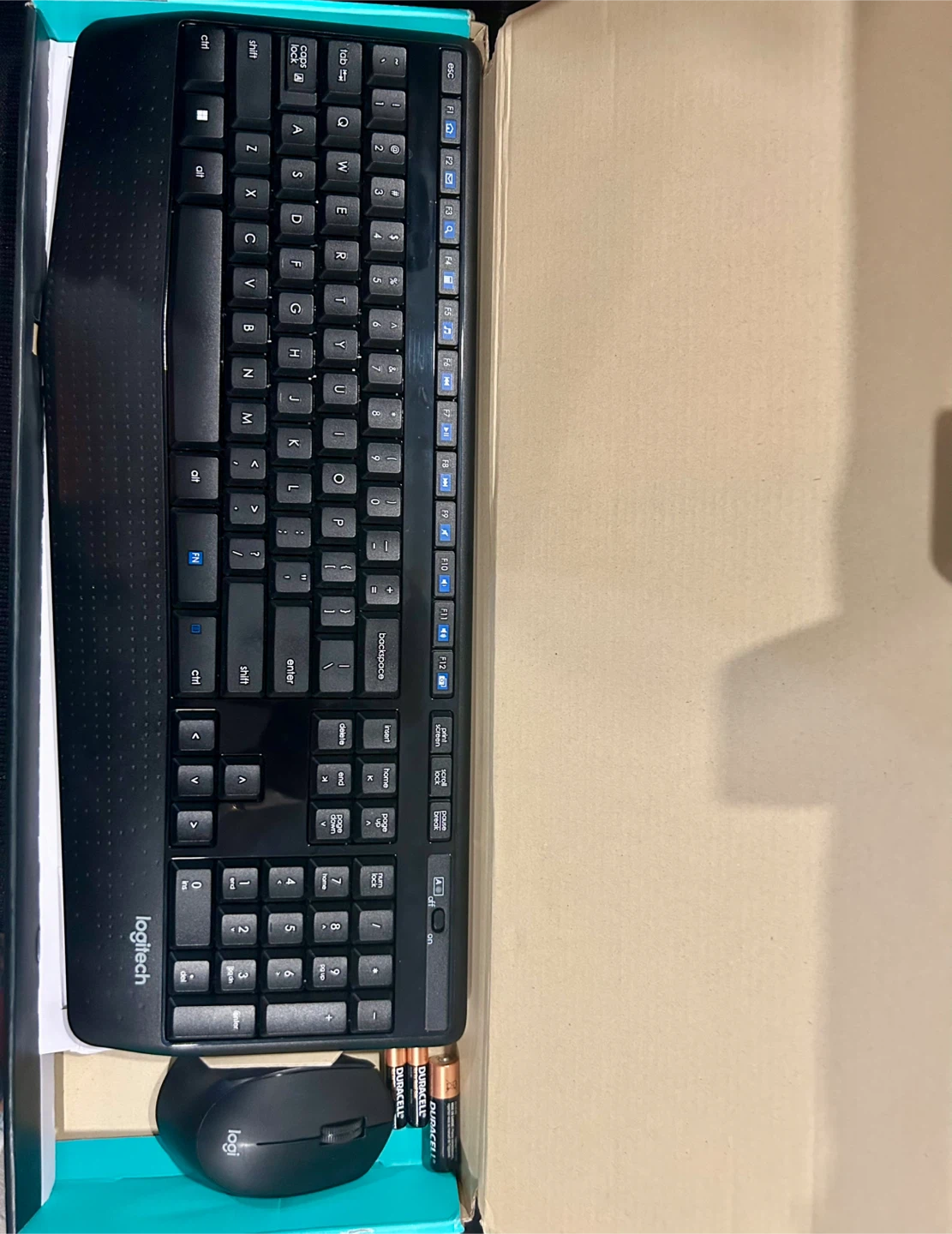 Logitech MK345 Wireless Combo Full-Sized Keyboard and Mouse - photo 3