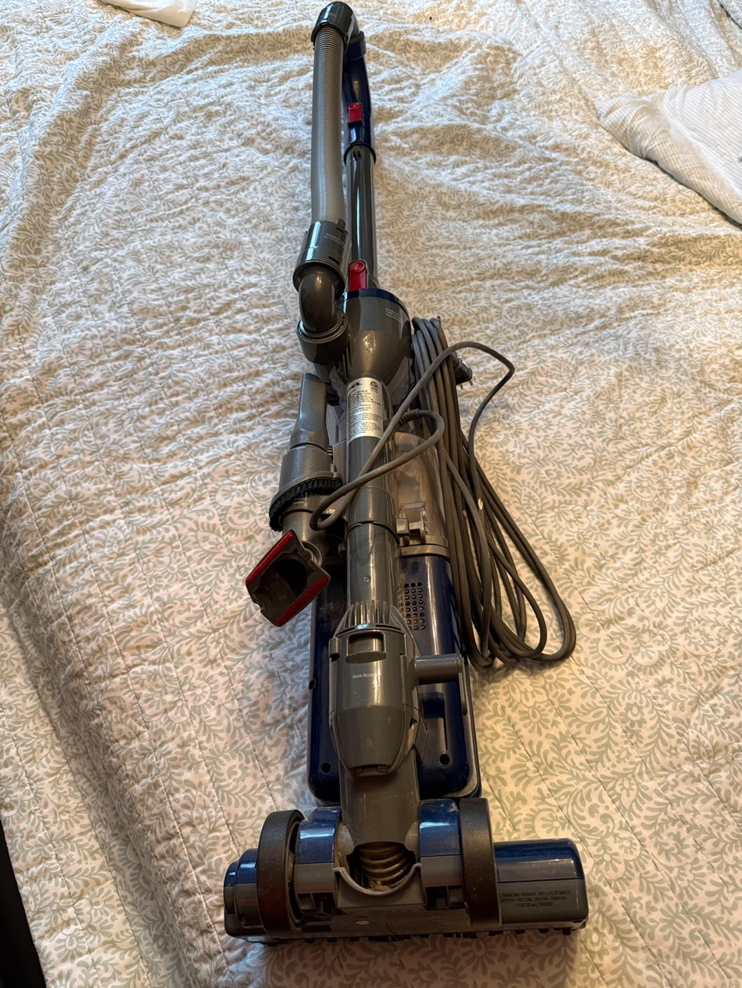 Shark NV105.26 Navigator Vacuum Cleaner - photo 3