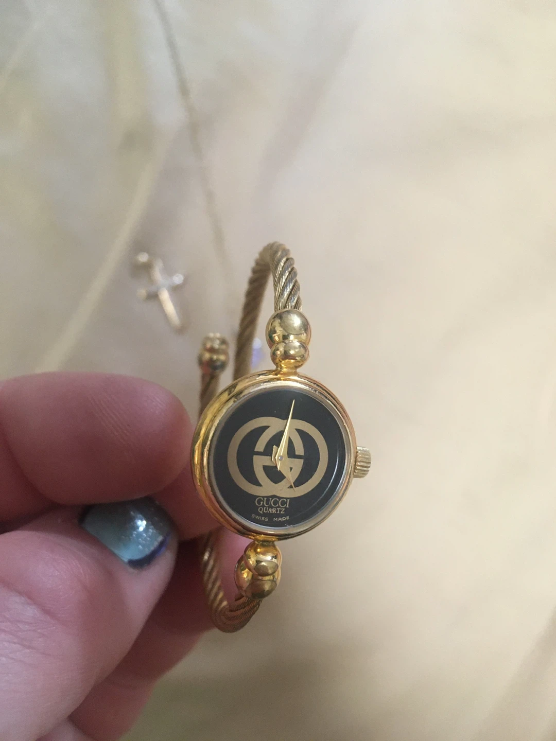 Gucci Quartz Bangle Watch