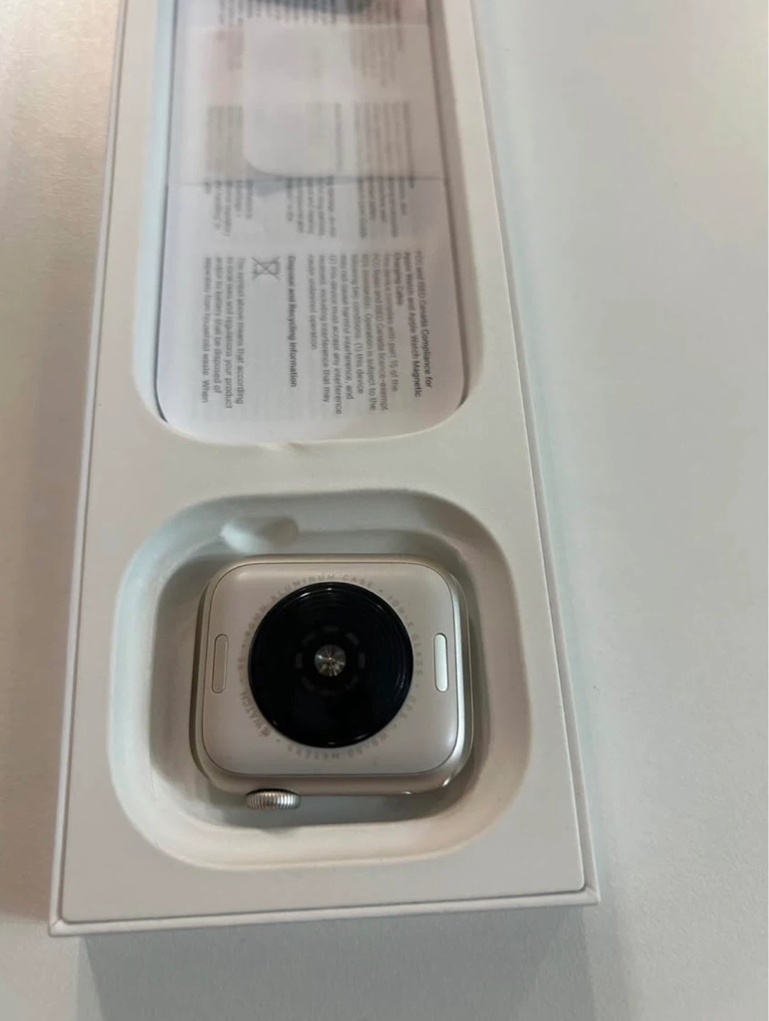Apple Watch SE (2nd gen) 40mm Starlight Aluminum - photo 4