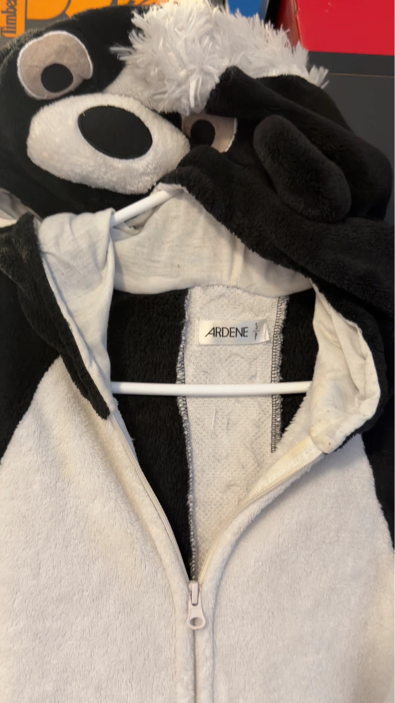Ardene Skunk Onesie Pyjamas