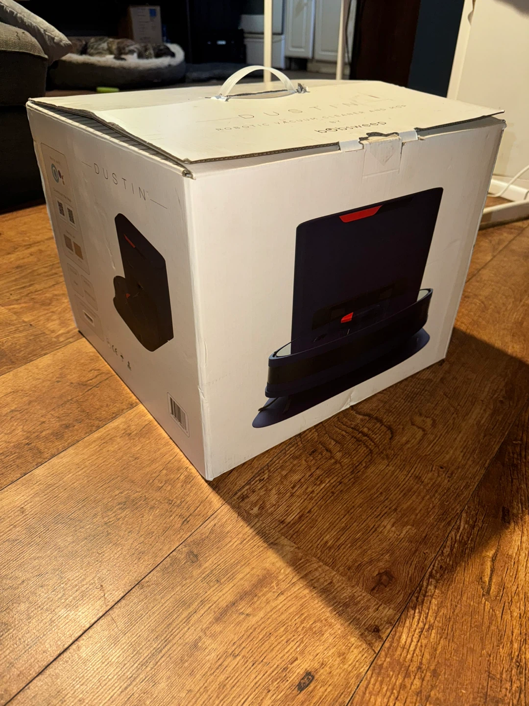 Dustin Robotic Vacuum Cleaner and Mop