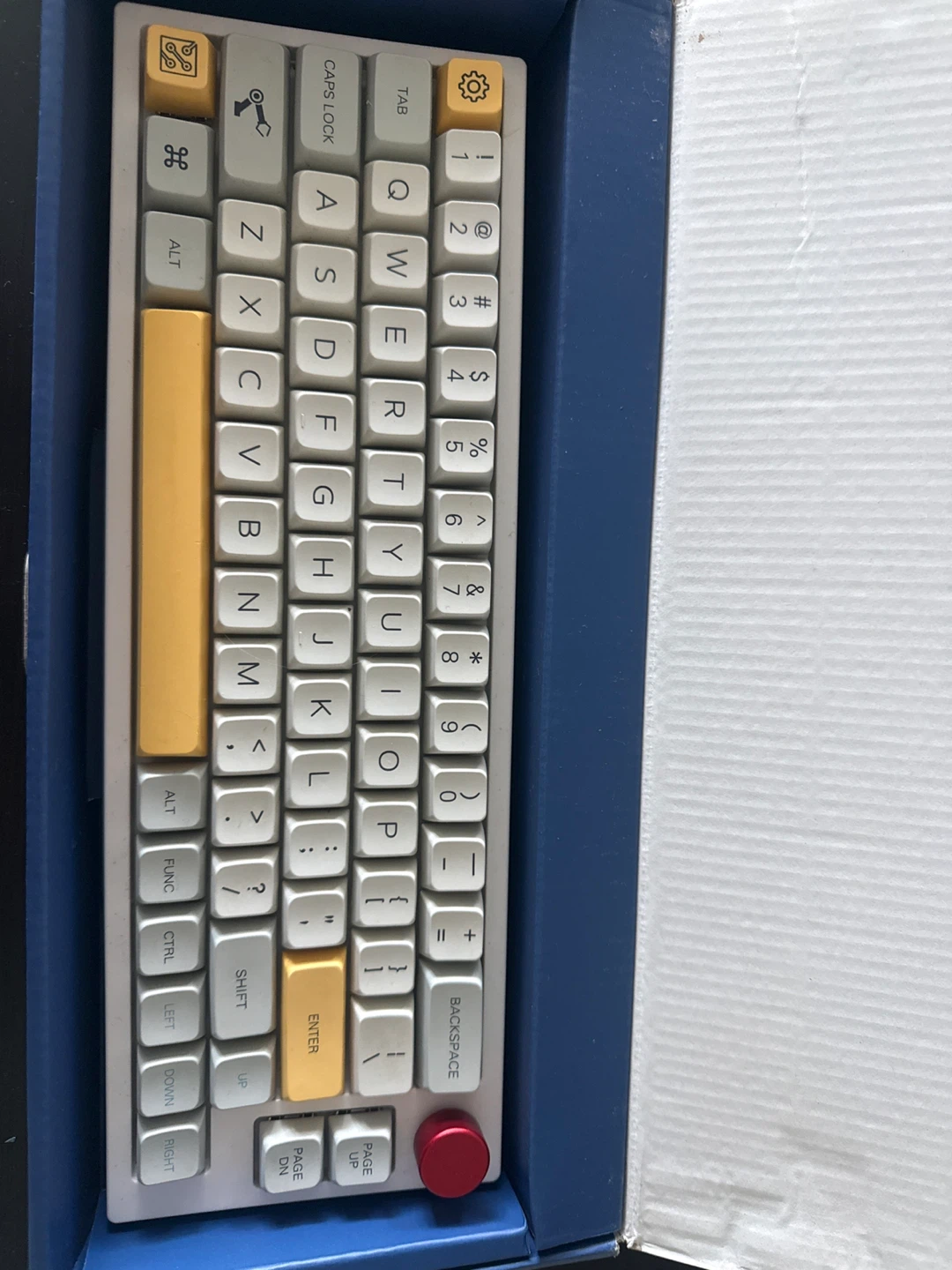 EPOMAKER TH66 PRO 65% Hot Swappable Mechanical Switch Keyboard
