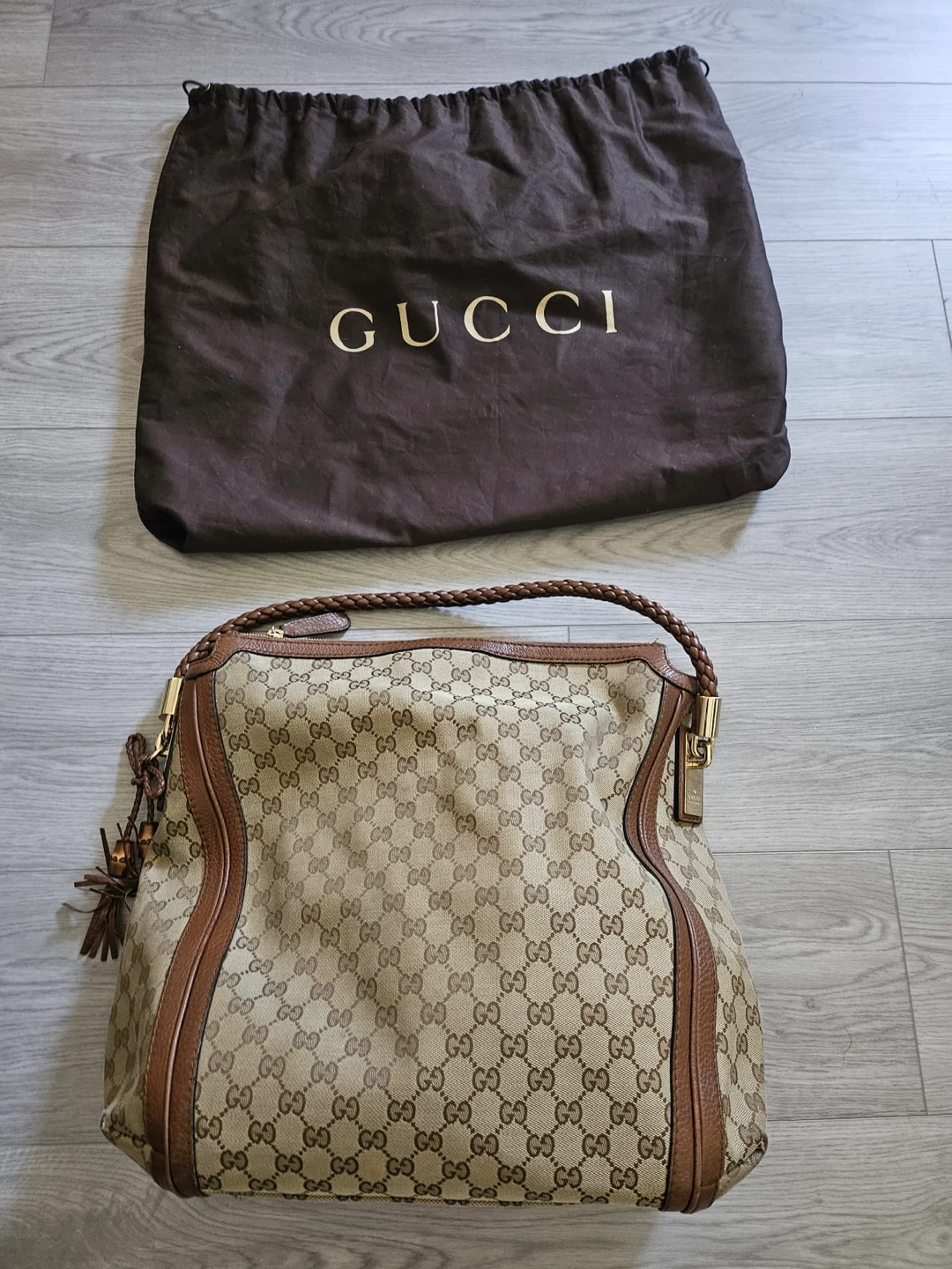 Gucci Monogram Shoulder Bag ⚽️