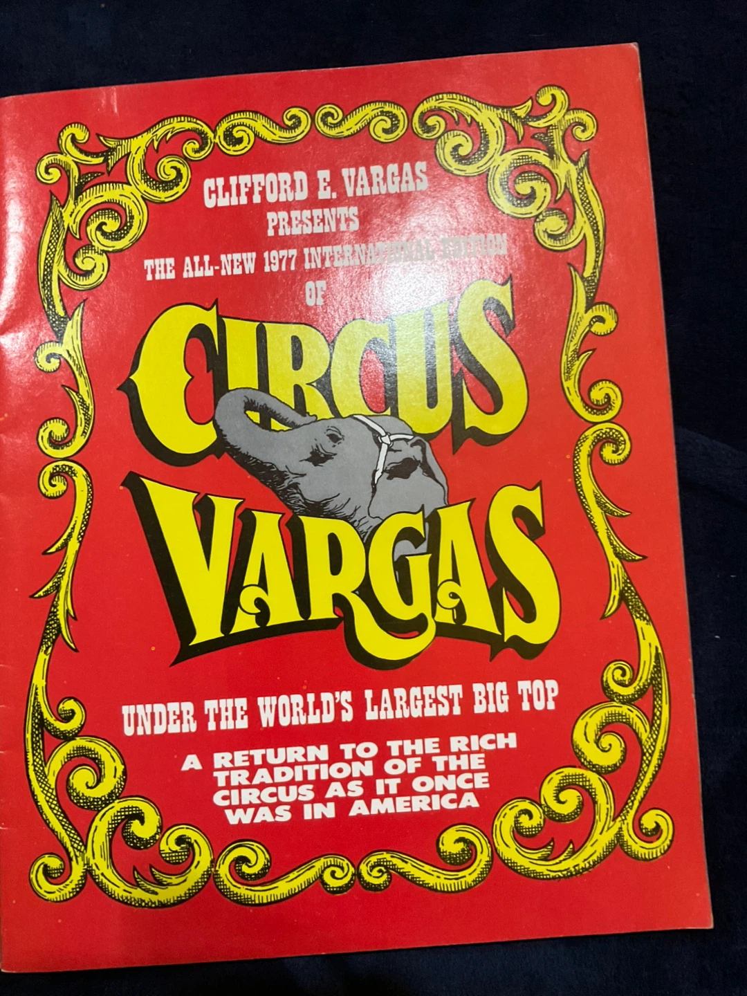 Circus Vargas Program 1977 - photo 3