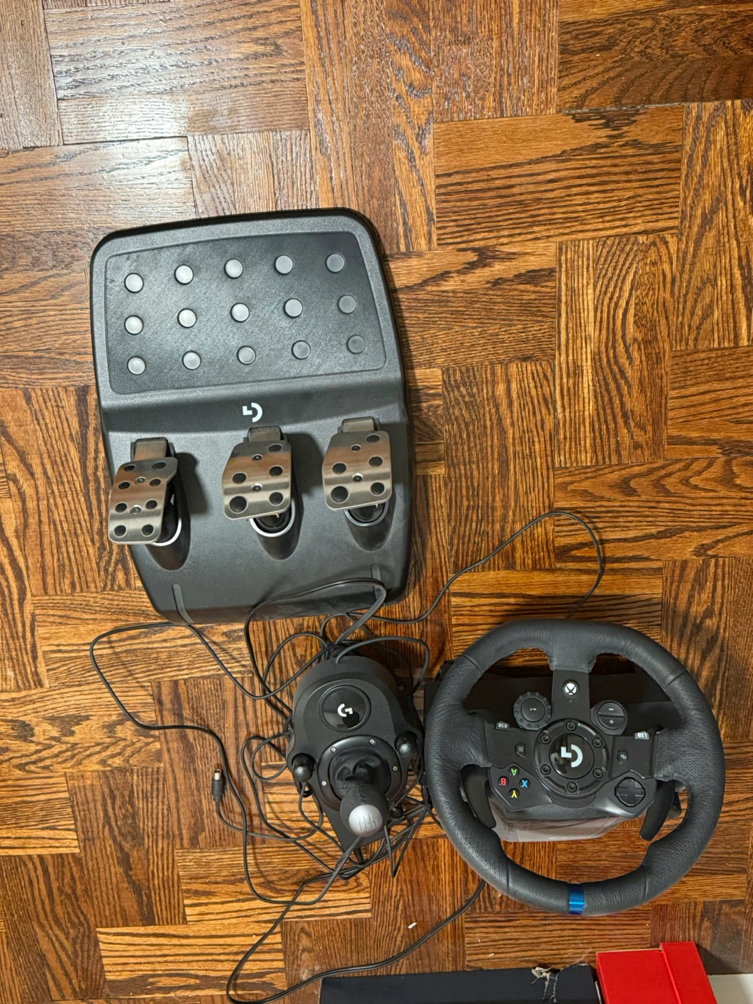 Logitech G920 Racing Wheel and Pedals with Stand - photo 2