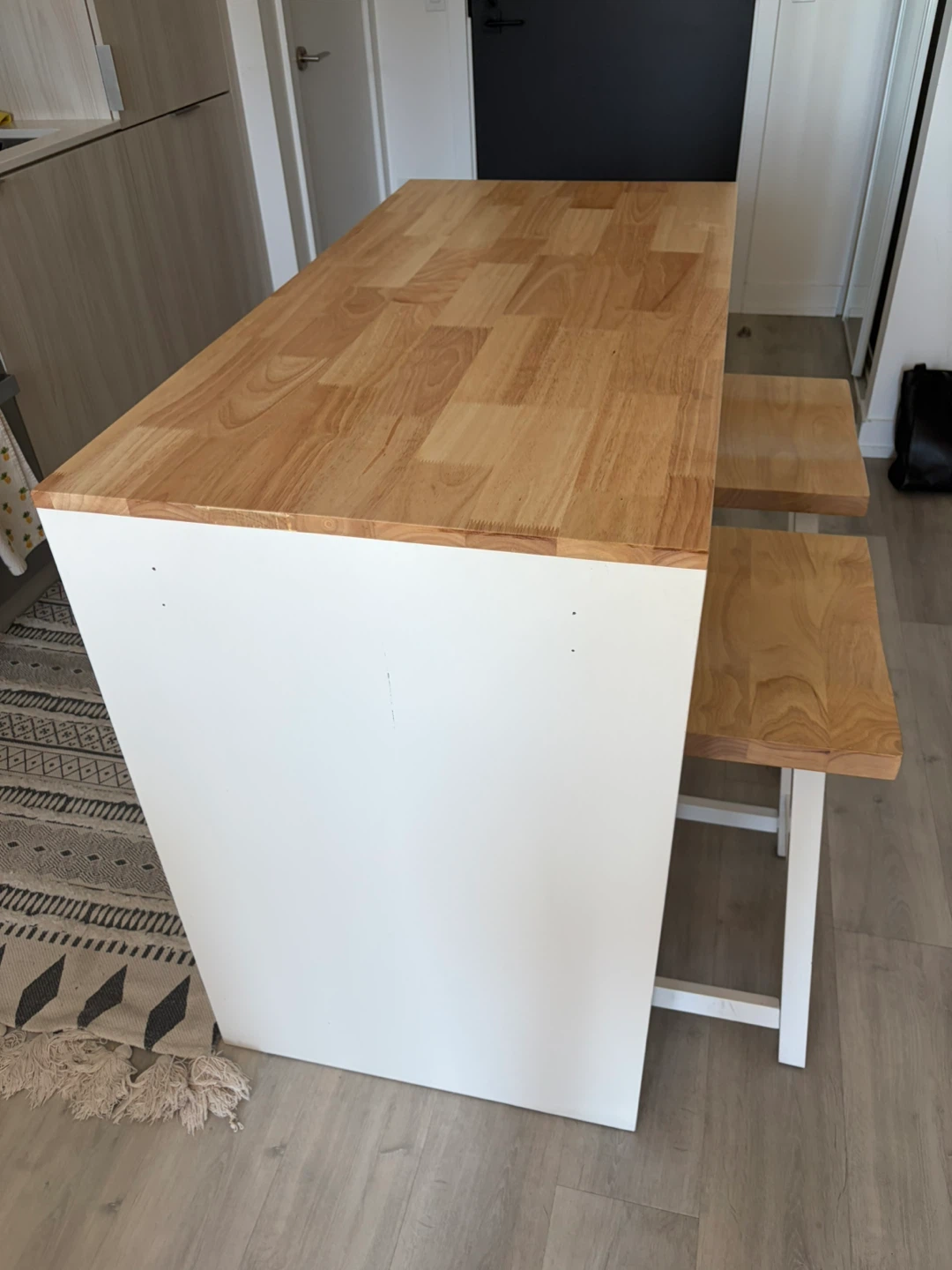 Kitchen Island with Two Stools - photo 3