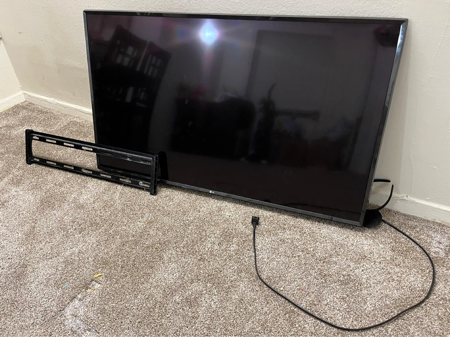 LG OLED AI 45’ TV