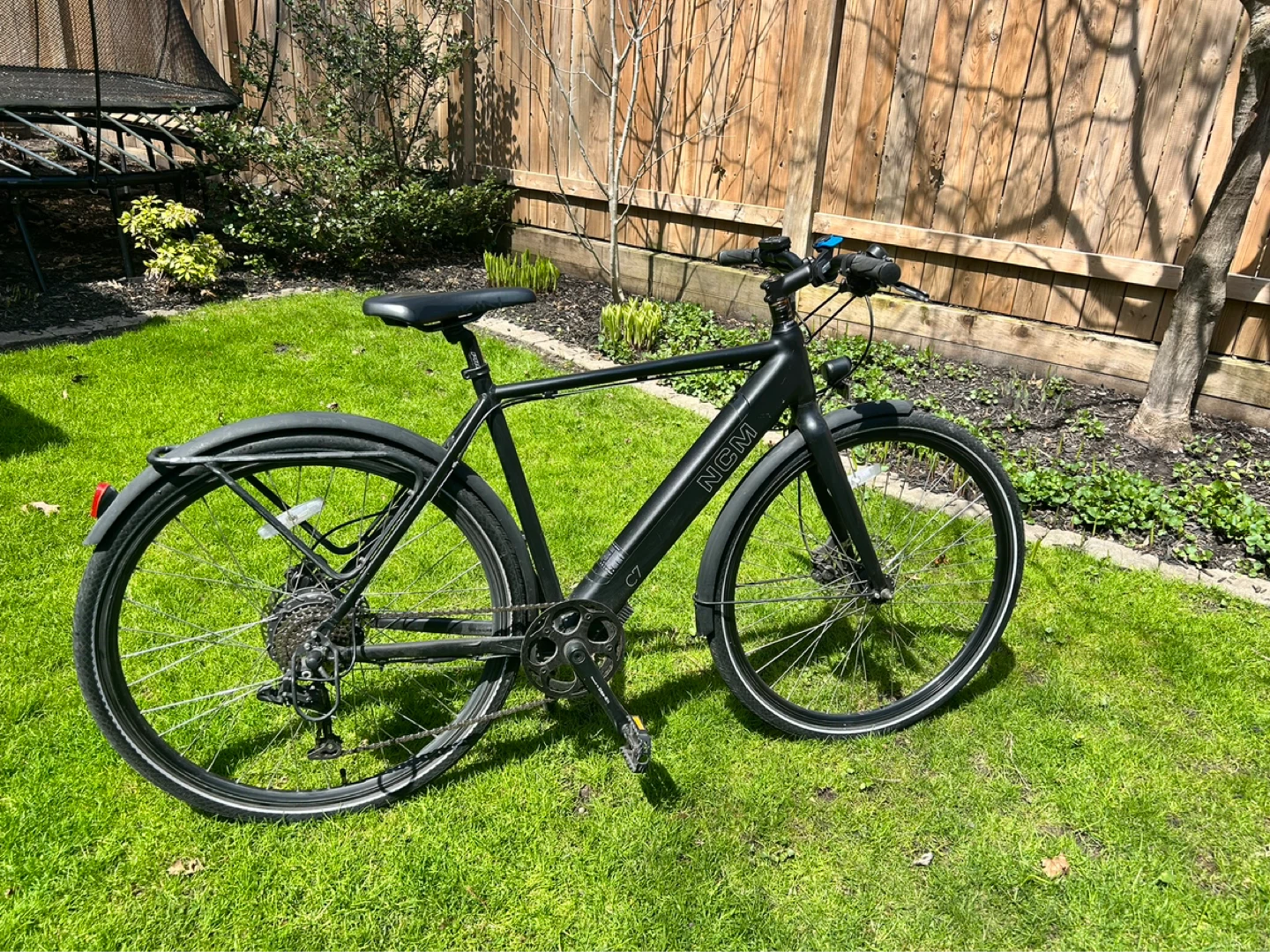 NCM C7 City Electric Bike (Medium)