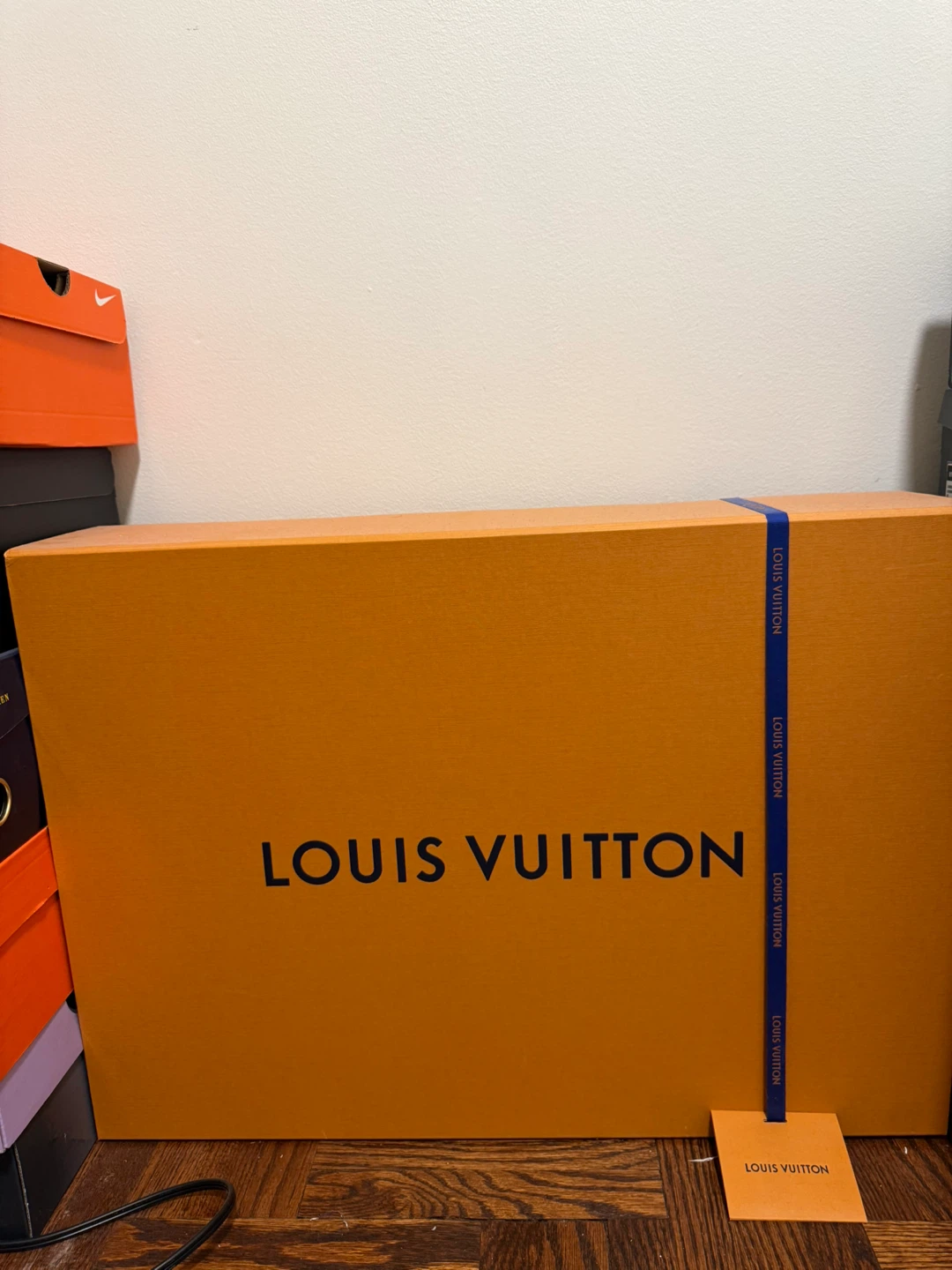 Louis Vuitton Box - photo 2