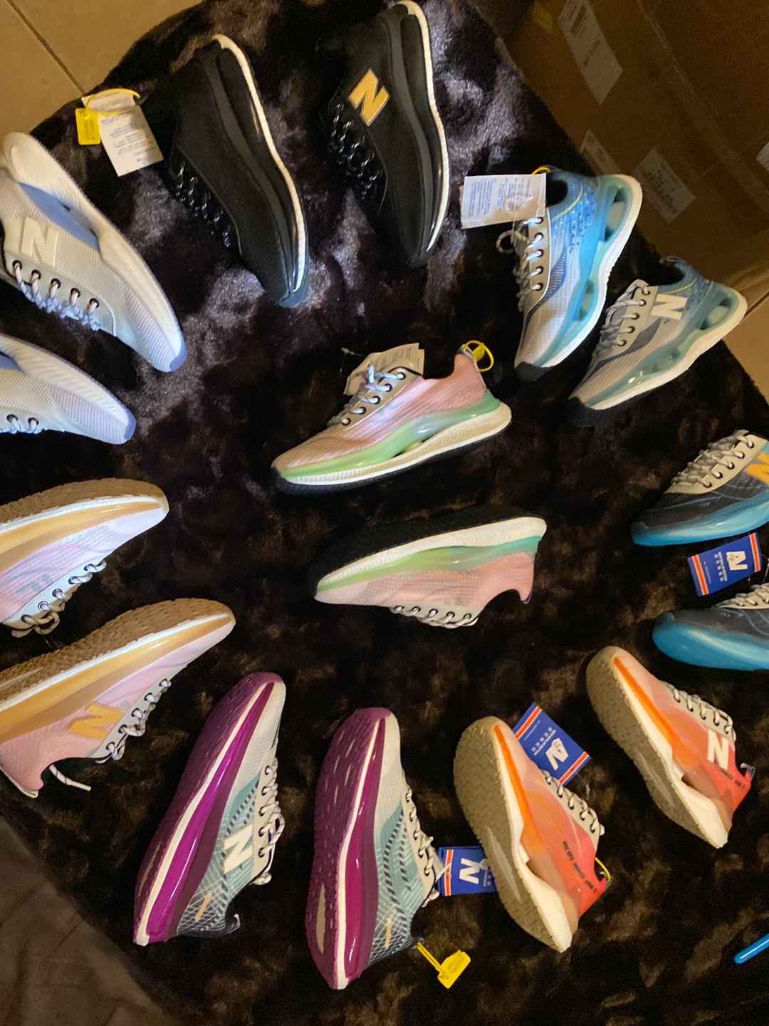 Comfortable sports shoes