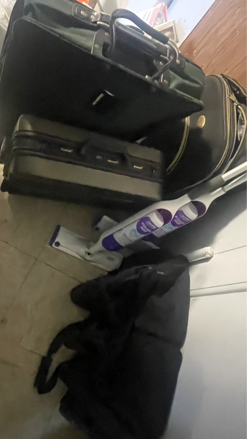 FREE or TRADE Lots of Vintage Suitcases