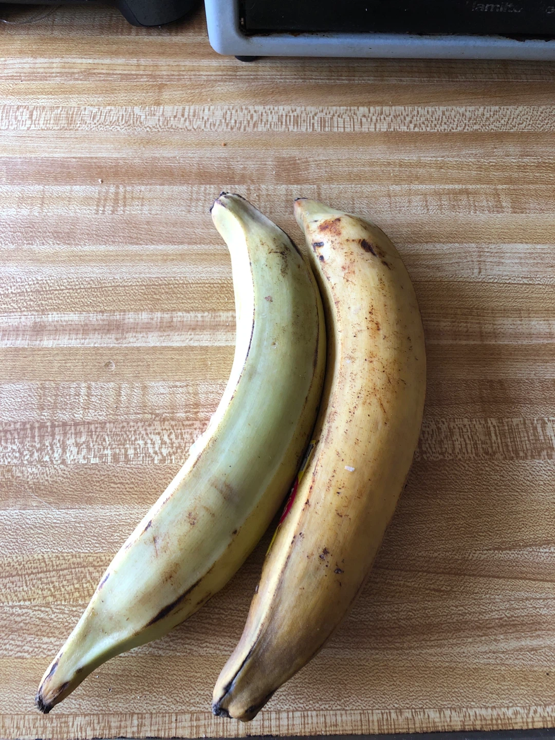 2 Plantains - Green and Yellow
