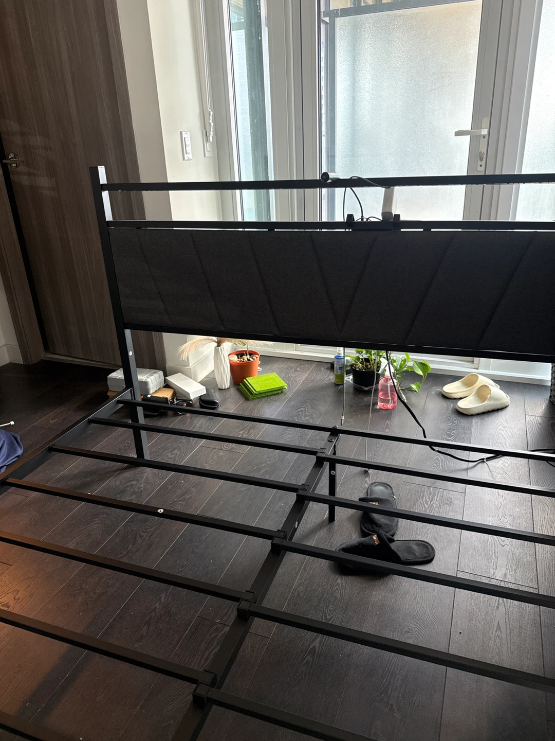 Queen size Metal Bed Frame with Headboard - photo 3