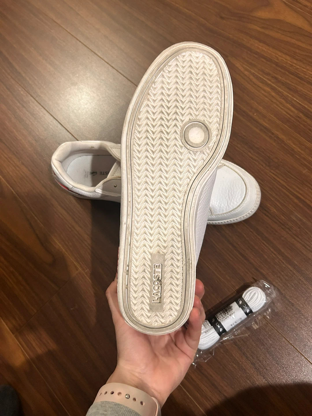Lacoste men’s sneakers size 9 - cleaned + new laces - photo 5