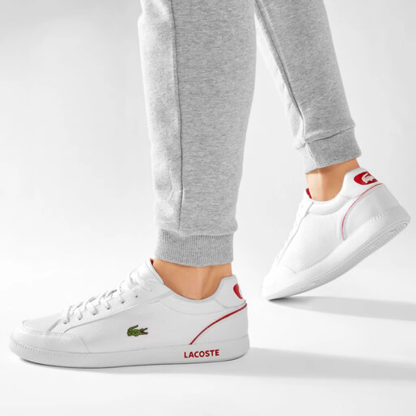 Lacoste men’s sneakers size 9 - cleaned + new laces