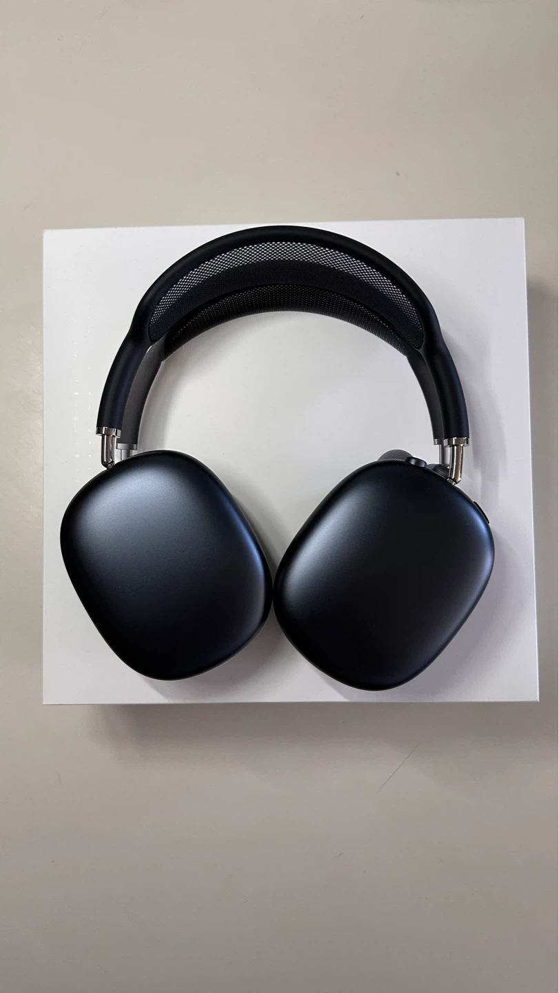 Apple AirPods Max 2 Over-Ear Headphones (Black) - photo 3