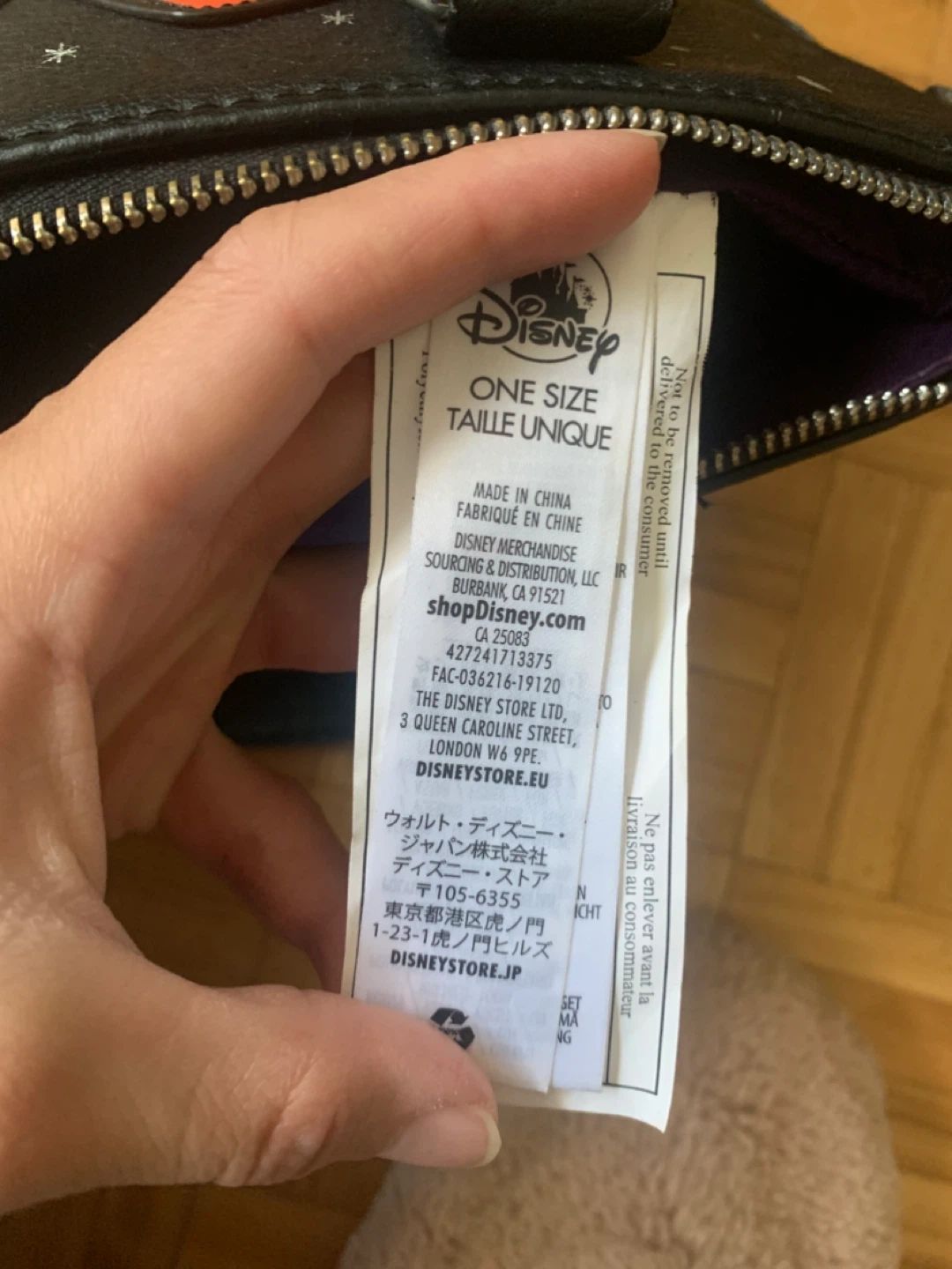 ⚽️Disney Loungefly Hocus Pocus small Bag - photo 4
