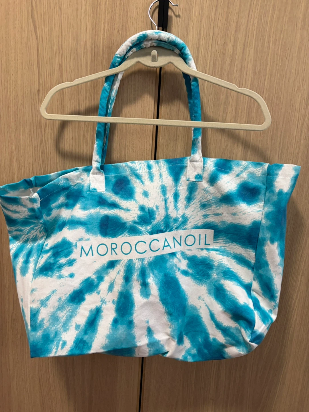 LIMITED EDITION Moroccan Oil Large Tie-Dye Beach Tote Bag, NEW - photo 3