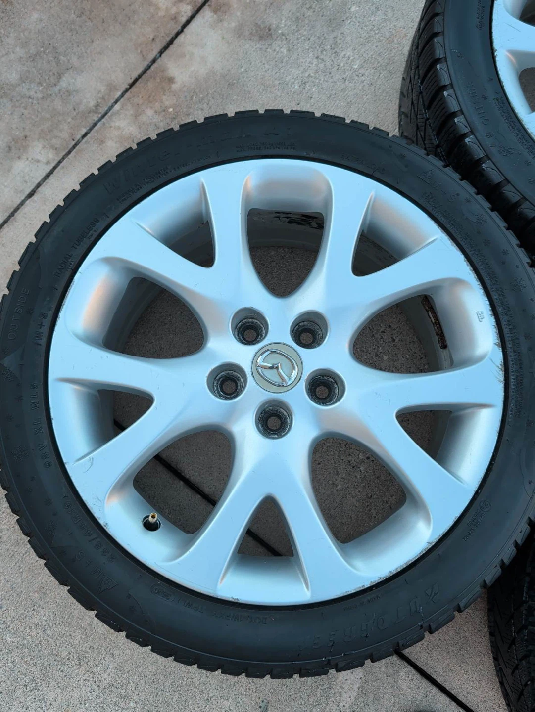 Mazda Rim for sale with tires 235/45R18 - photo 4
