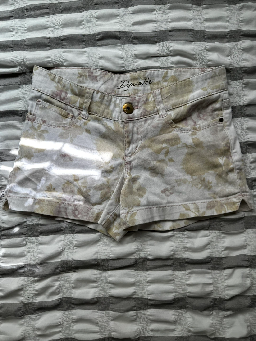 Dynamite Floral Denim Shorts Size 25
