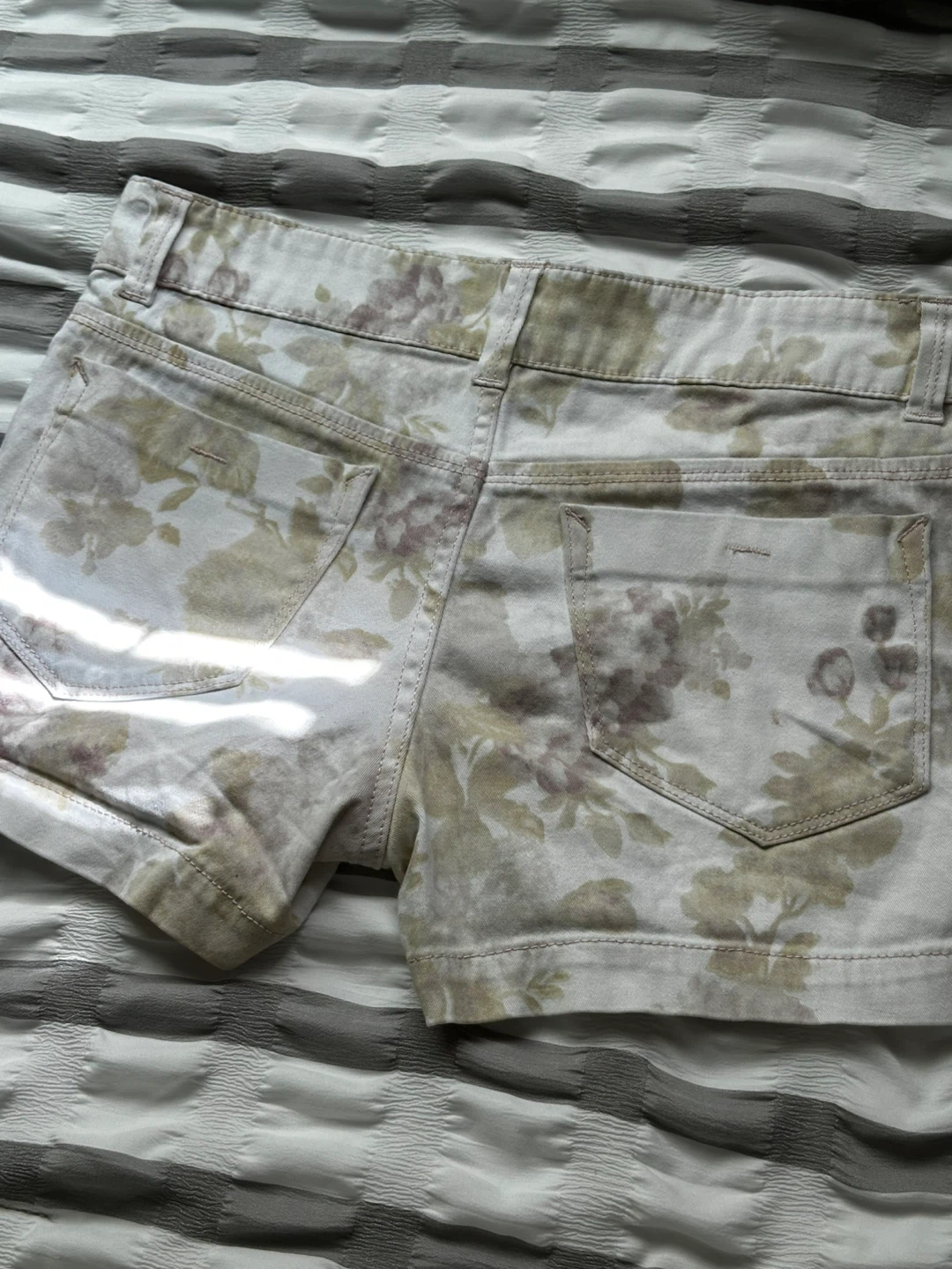 Dynamite Floral Denim Shorts Size 25 - photo 2