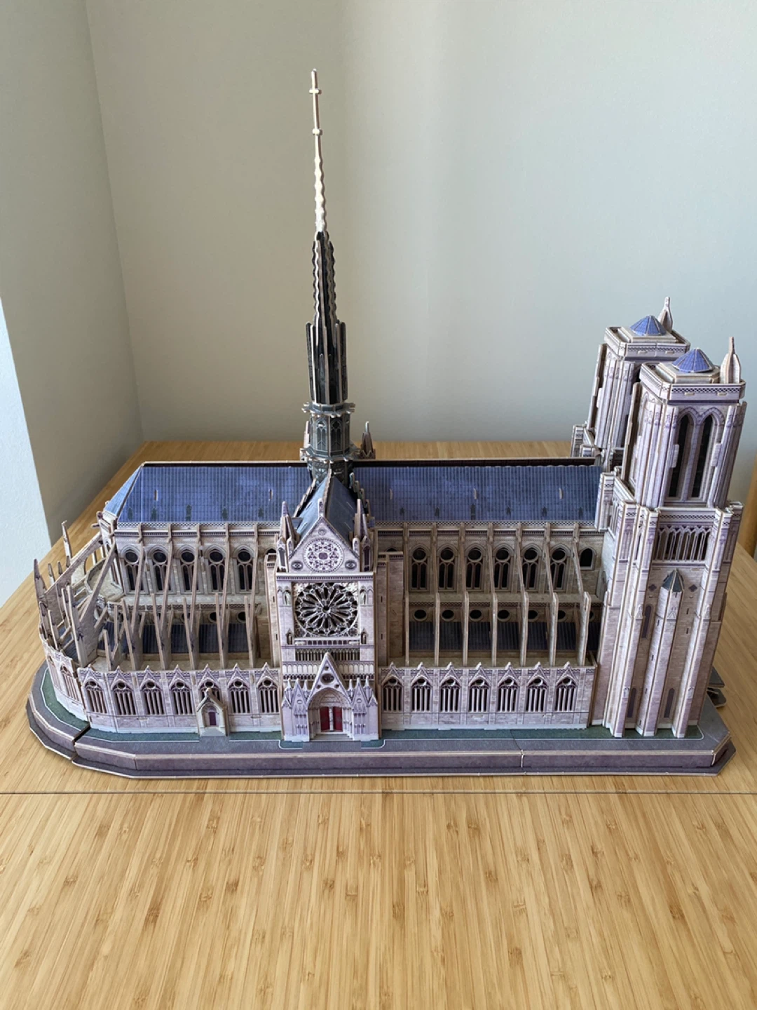Notre-Dame de Paris LED-Lit Model