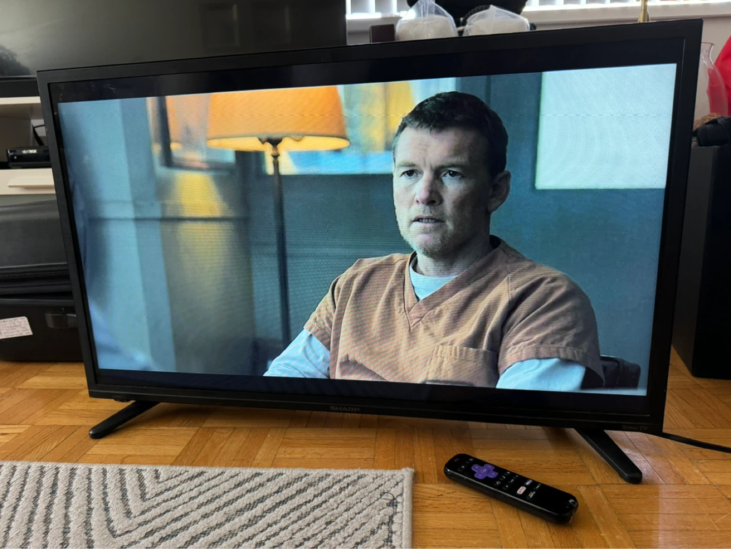 SHARP 32” SMART TV with Roku Remote