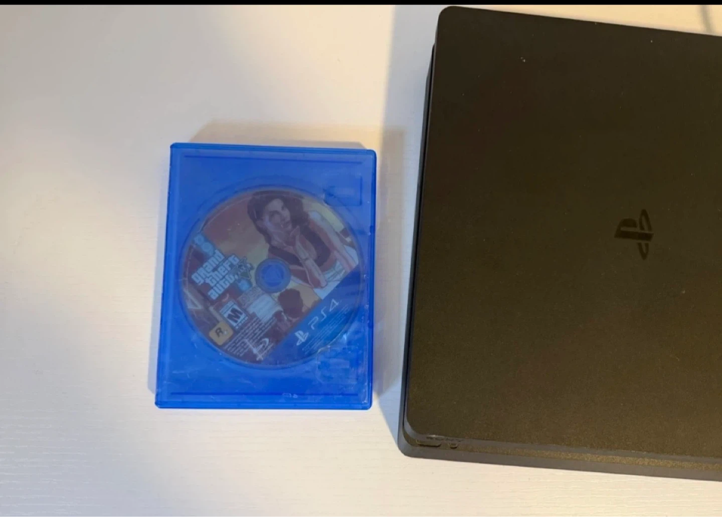 PlayStation 4 Slim with 2 Controllers and Game - photo 5