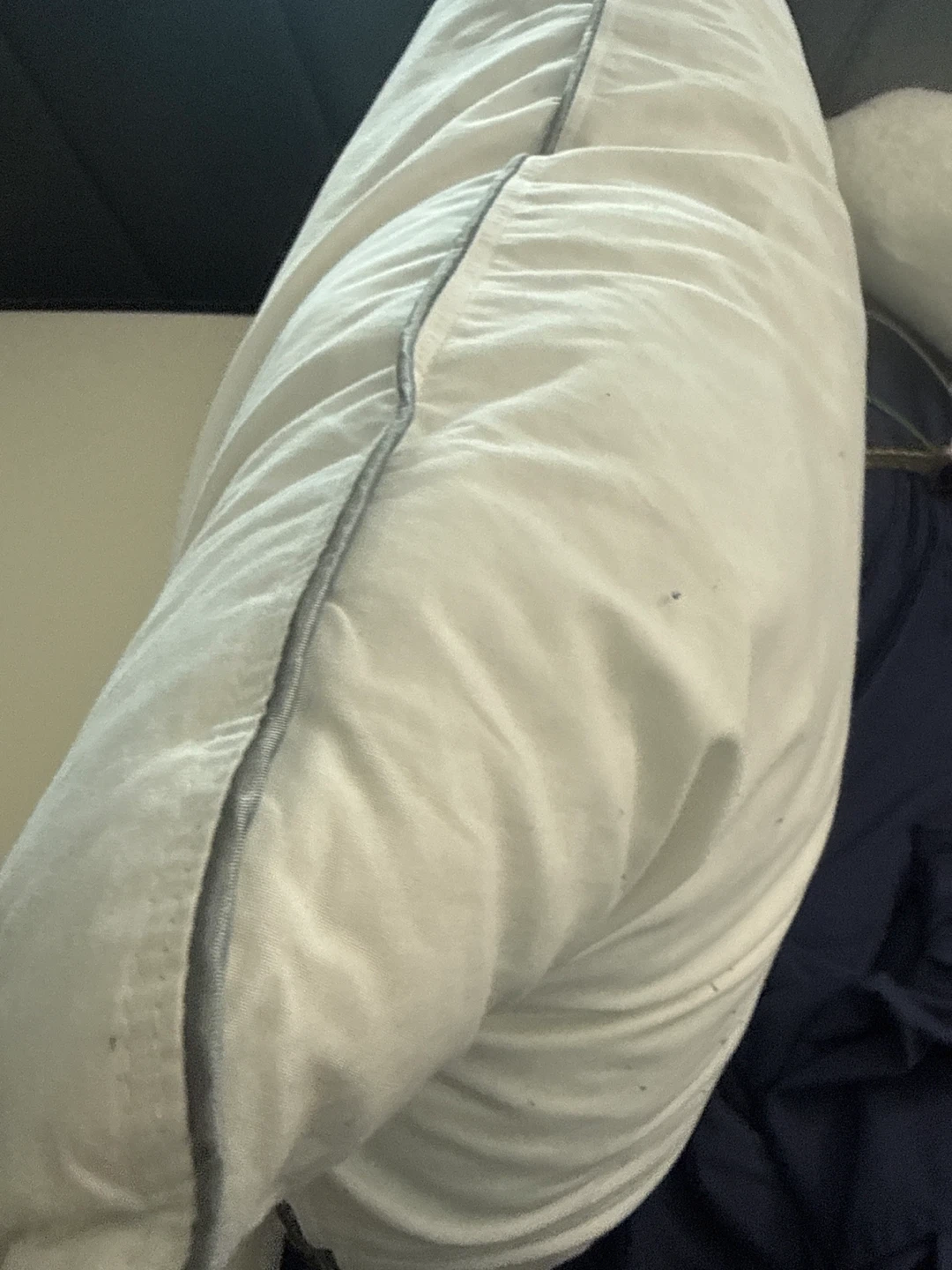2 sleep Canada pillows - photo 4