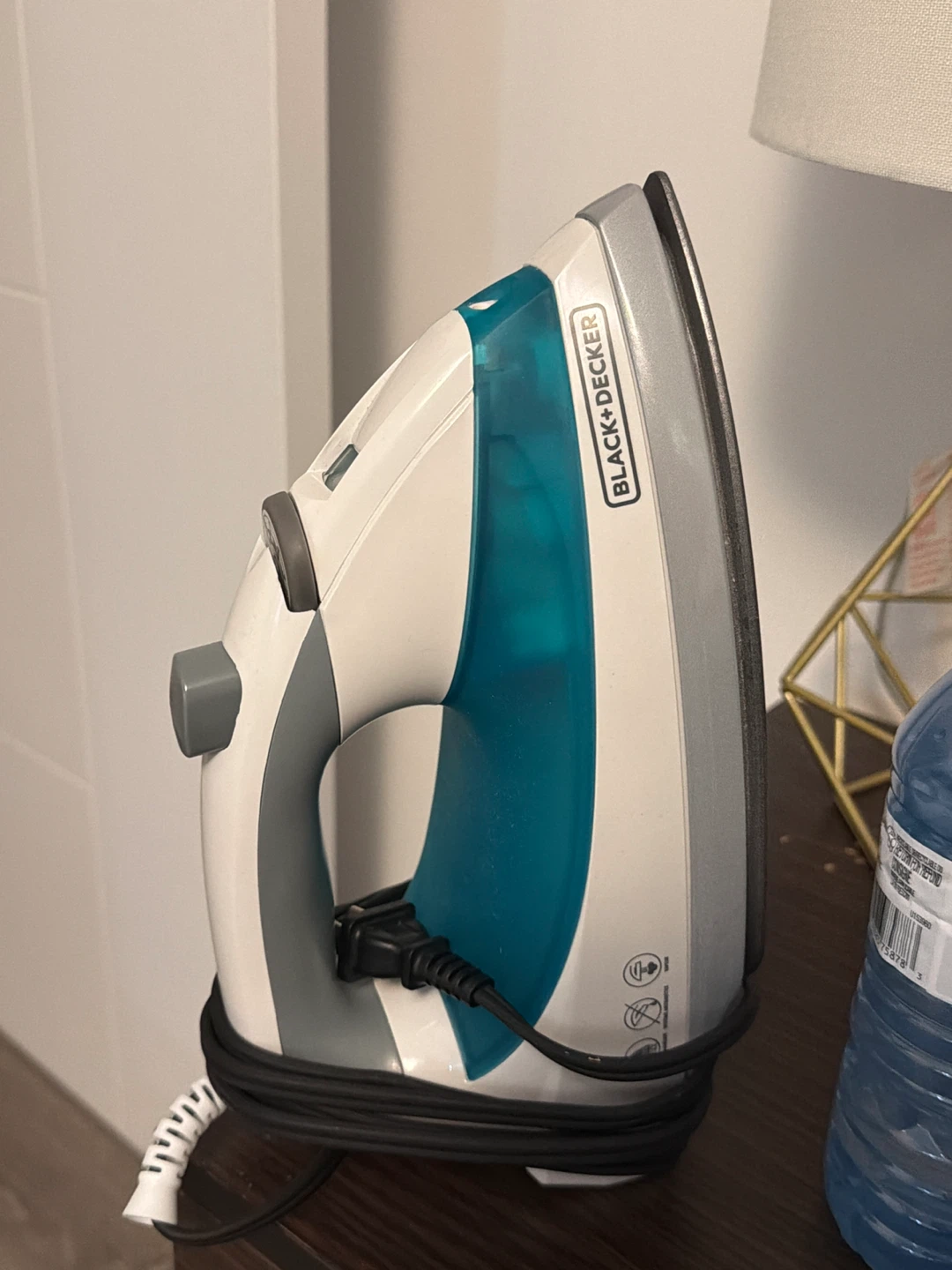BLACK+DECKER Steam Iron