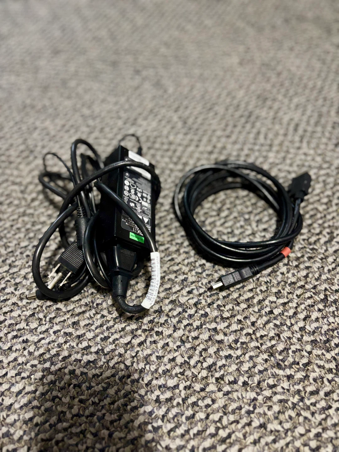 LITEON AC Adapter 100-240V Input