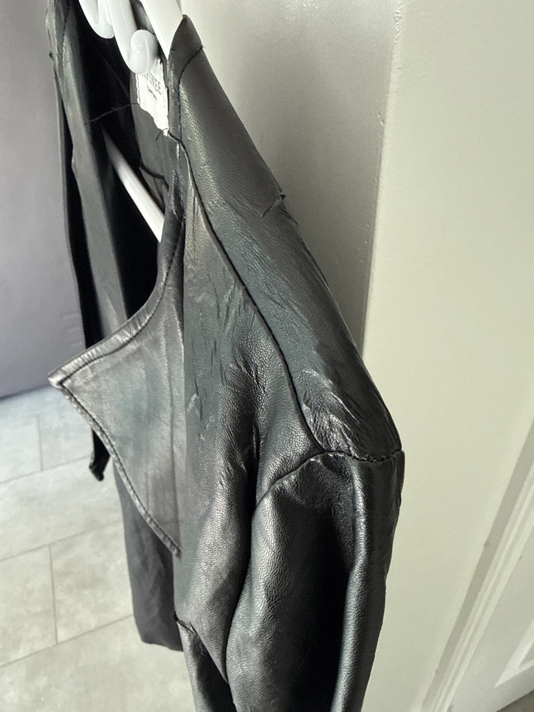 AIFUNIEE Black Faux Leather Trench Coat - photo 2