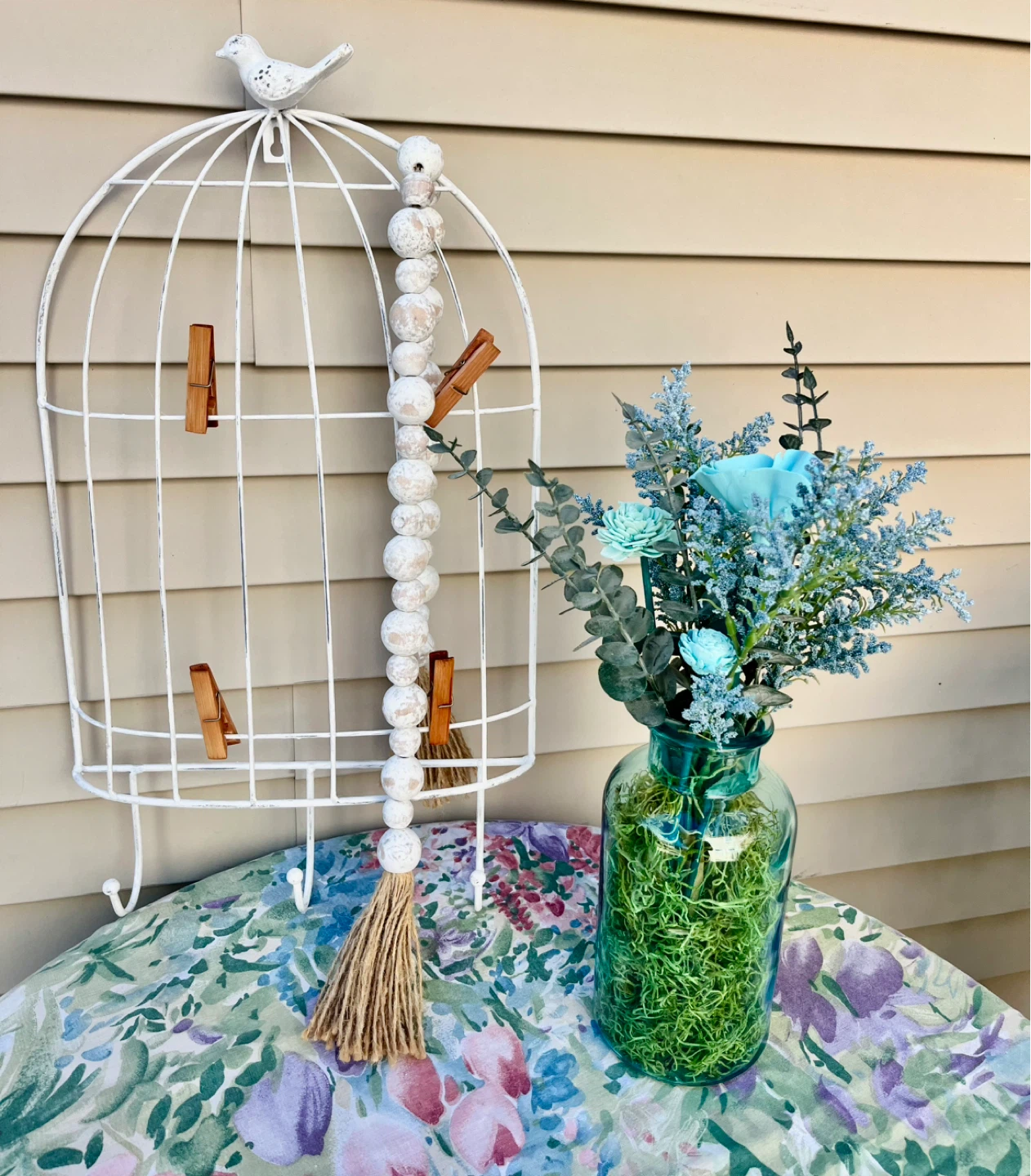 WHITE METAL BIRDCAGE WALL DECOR