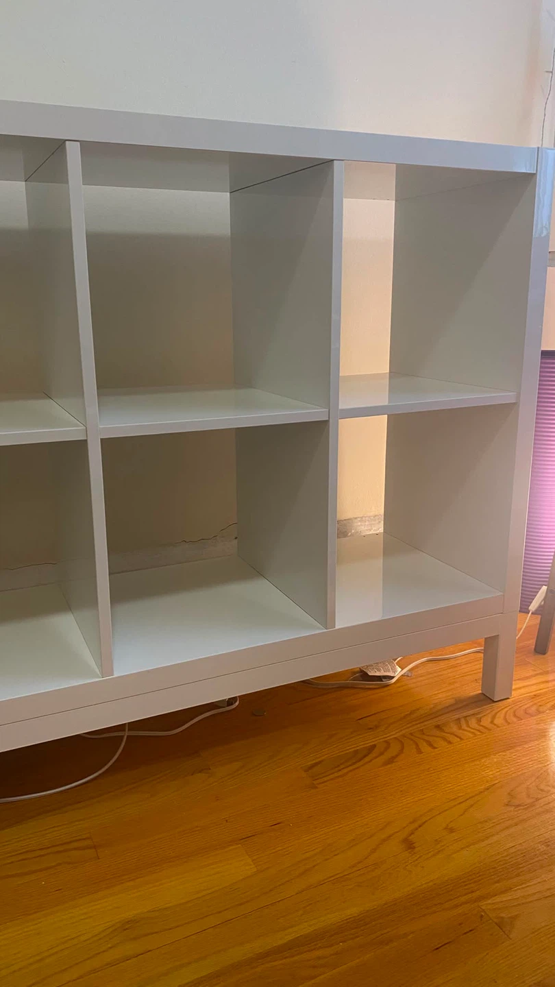 White 8-Cube Storage Shelf - photo 2
