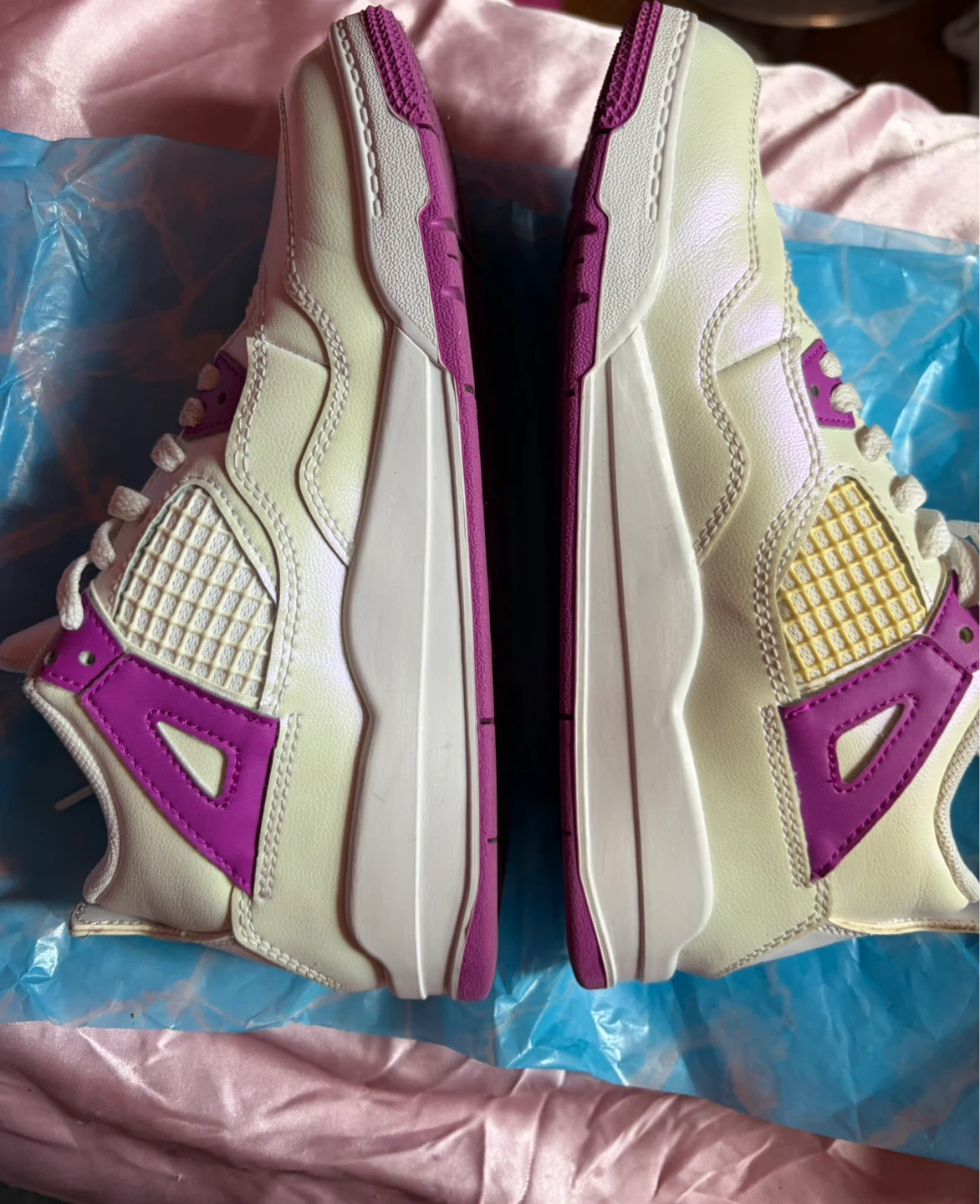 JORDAN 4 RETRO (PS) WHITE/HYPER VIOLET BLANC/HYPER VIOLET size 3 - photo 2