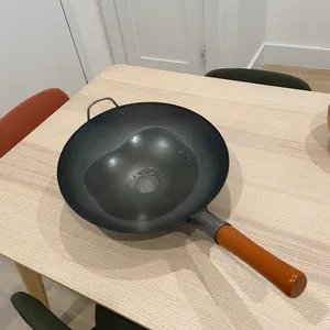 Carbon Steel Wok with Wooden Handle
