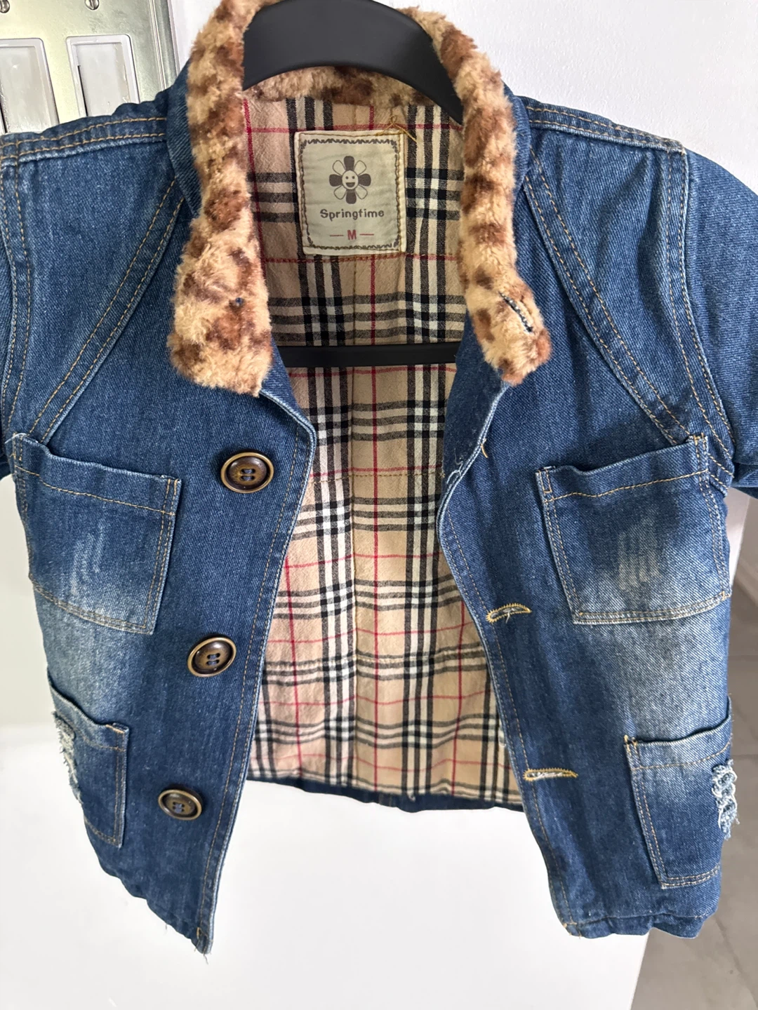 Springtime Denim Jacket with Fur Collar - Size M - photo 2