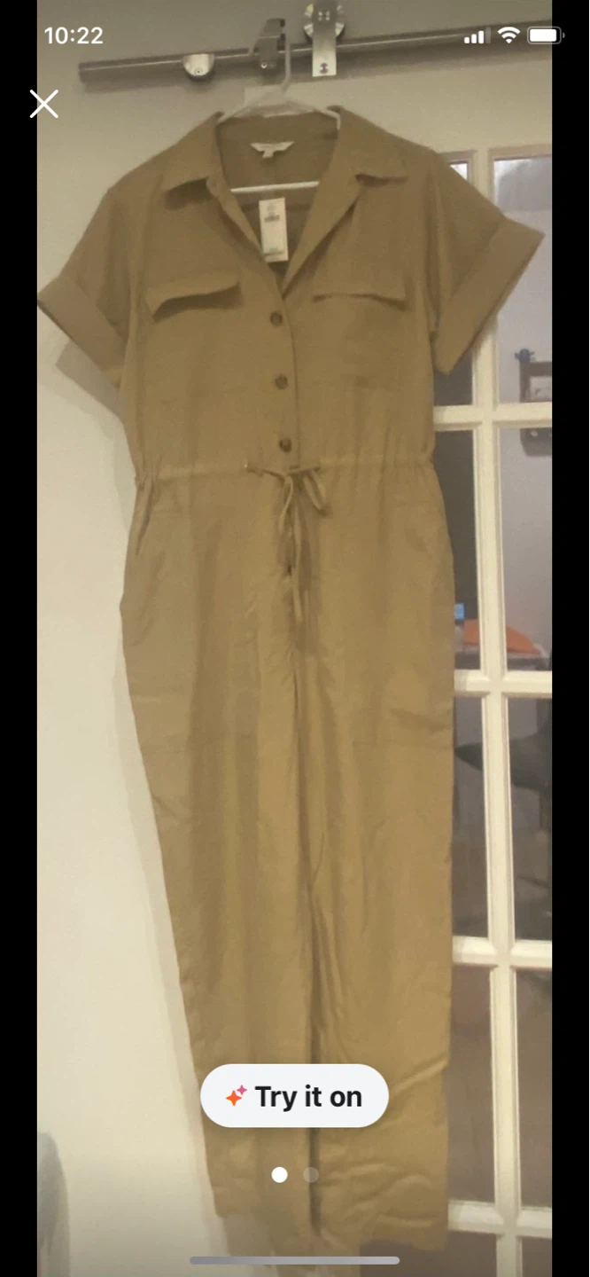 ⚽ Banana Republic Jumpsuit Tan Size S