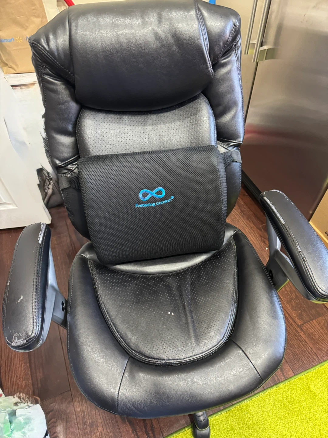 Black Leather Office lumbar pillow not included - photo 3